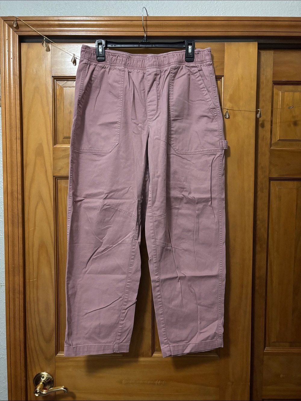 Old Navy Women’s Cargo Pants in Dusty Mauve